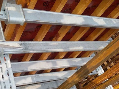 方柱加固件是建筑施工常见的专用工具
